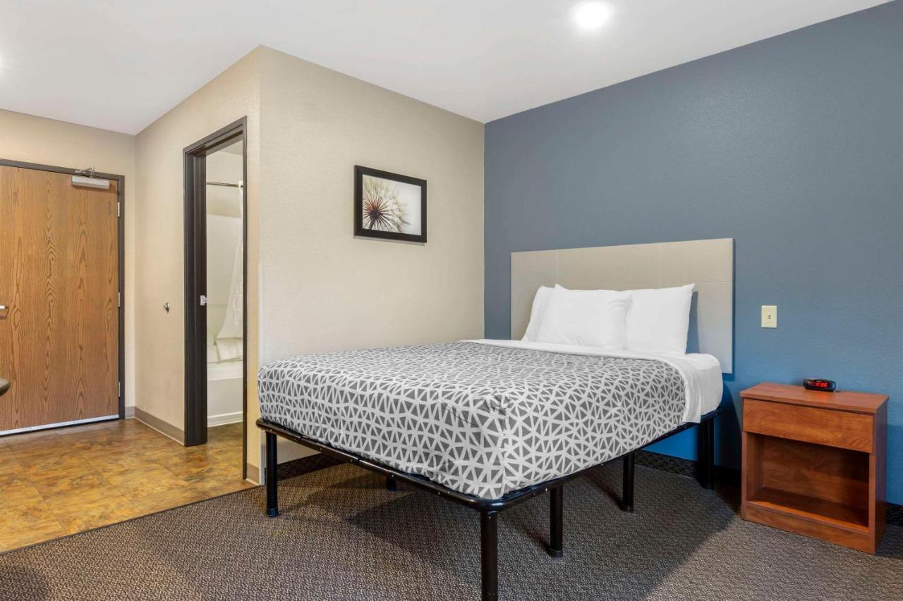 Woodspring Suites Raleigh Garner Edmondson Buitenkant foto